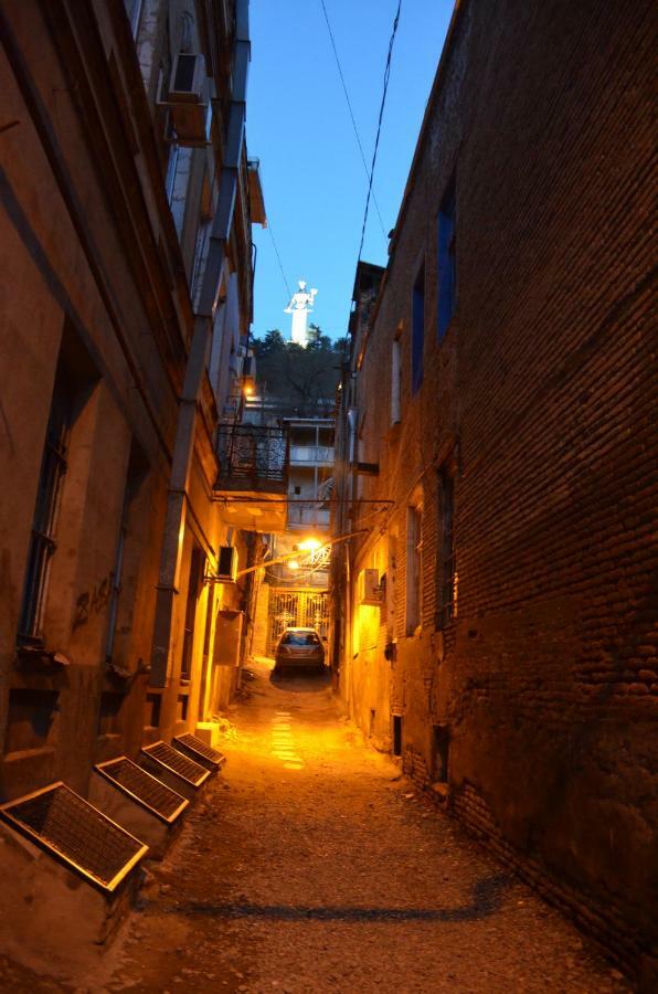Cozy Apartment In Center Of Old Tiflis Exterior foto